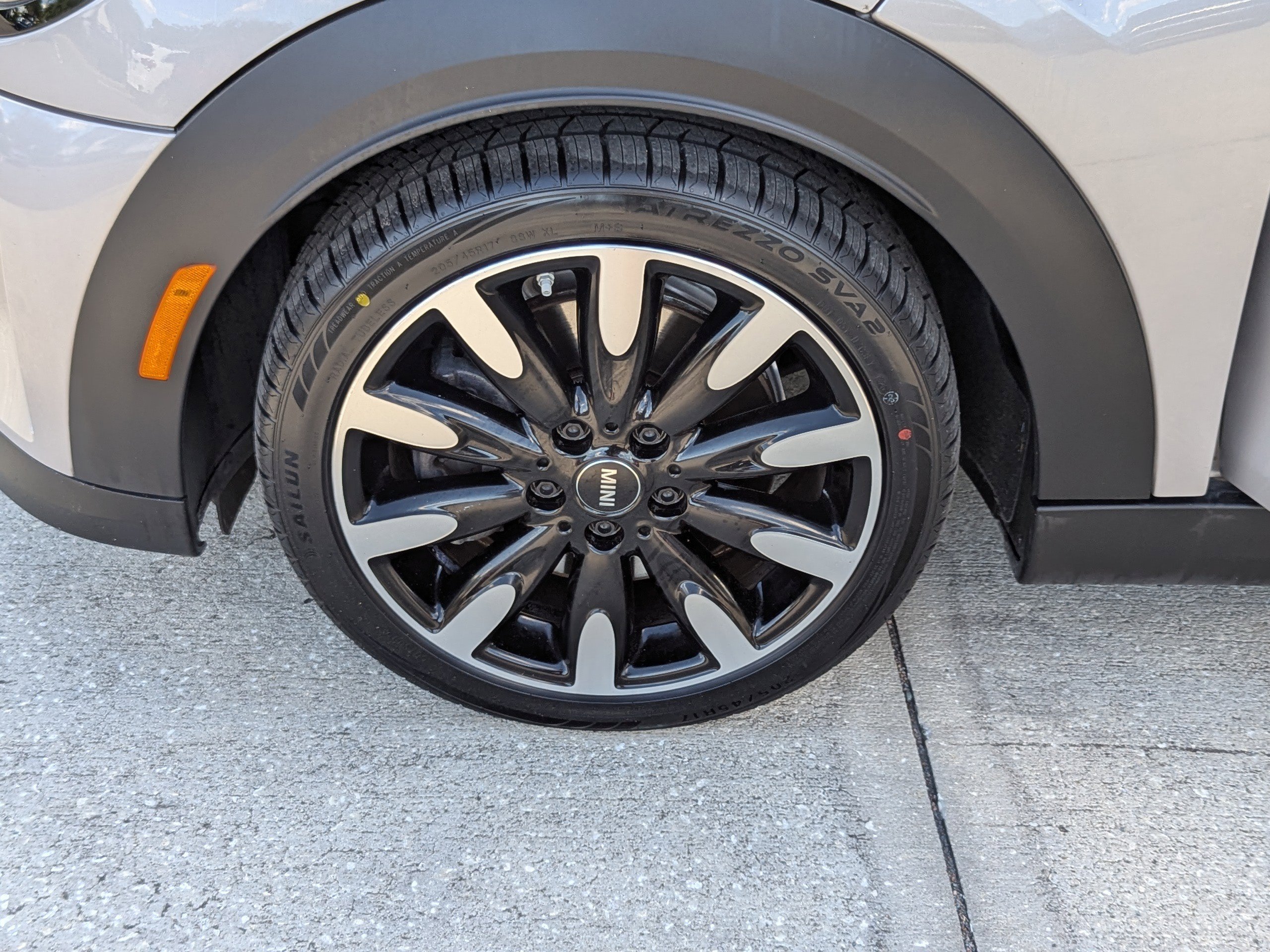 Used 2022 MINI Cooper S w/ Premium Package image 31