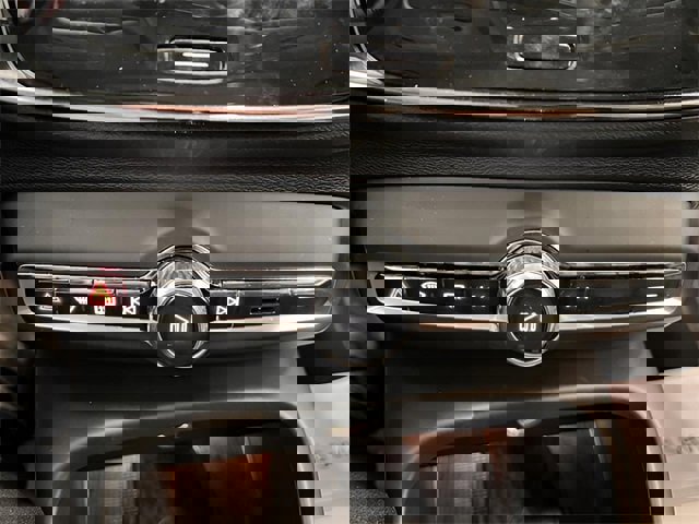 Used 2024 Volvo XC40 B5 Core image 22