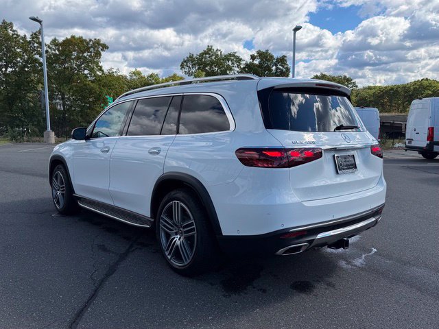 Used 2026 Mercedes-Benz GLS 450 4MATIC image 5