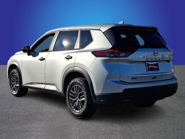 Used 2024 Nissan Rogue S image 6