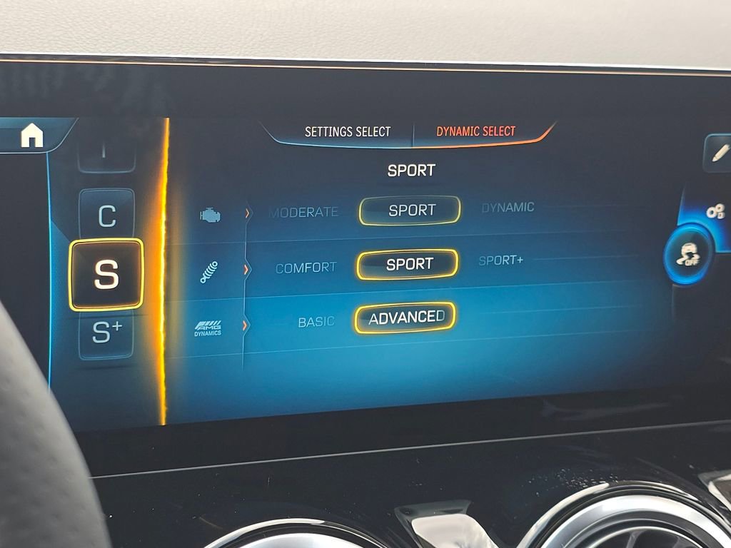 New 2026 Mercedes-Benz GLA 35 AMG 4MATIC image 31