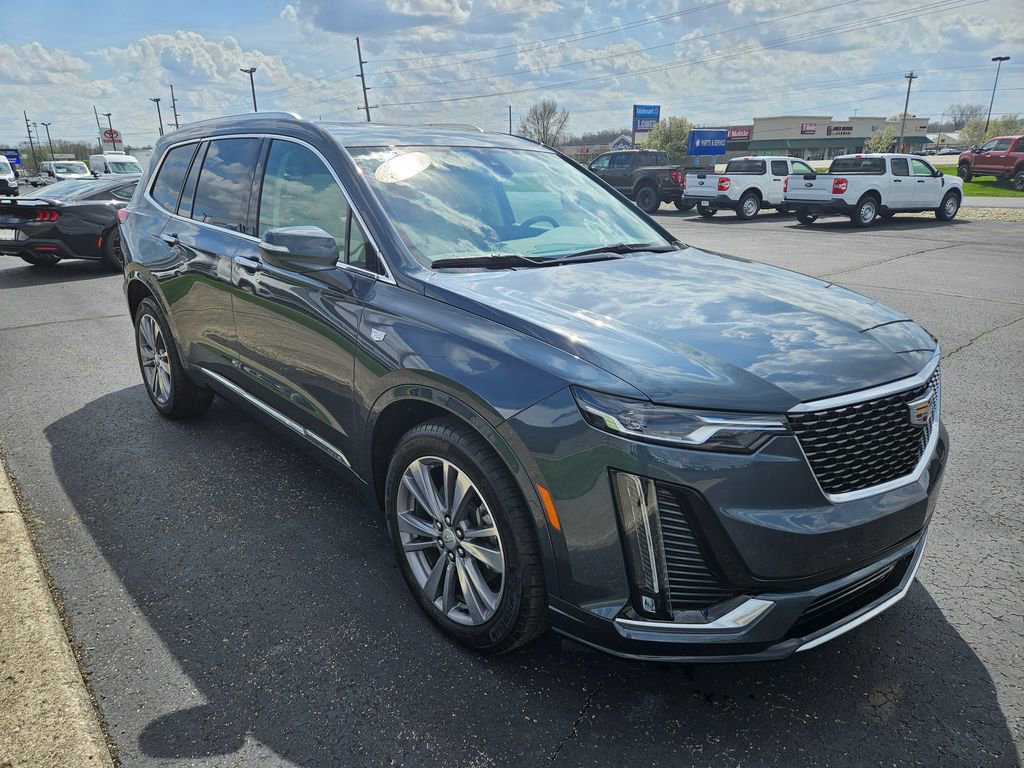 Used 2020 Cadillac XT6 Premium Luxury w/ LPO, Floor Liner Package image 4