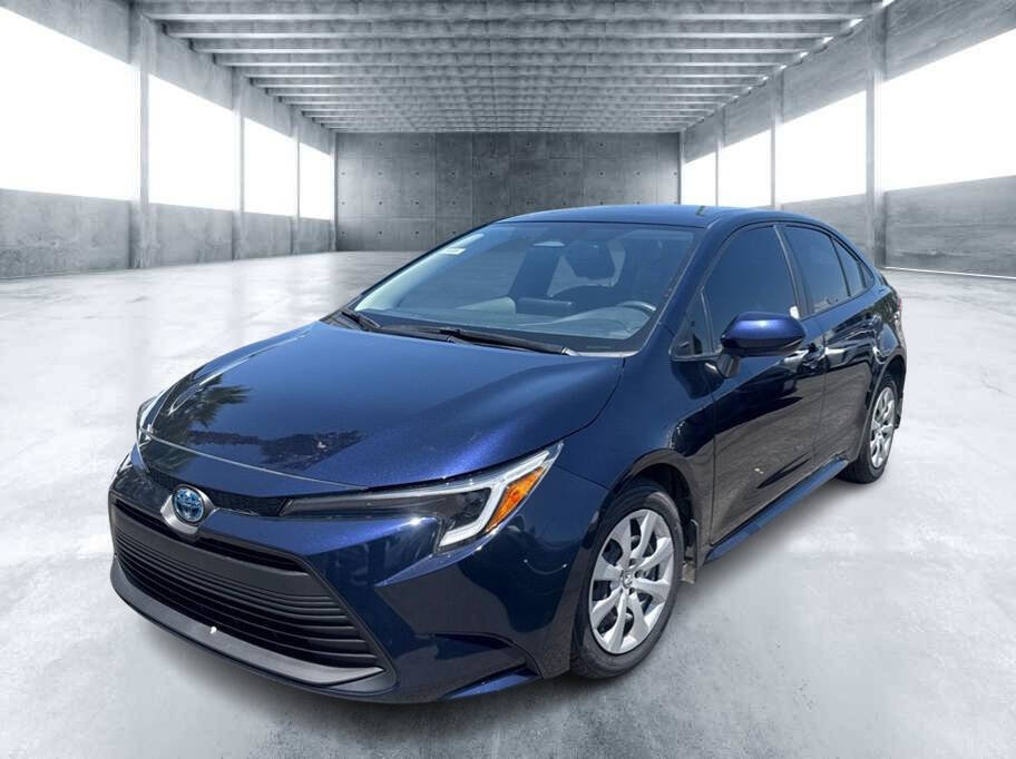 Used 2025 Toyota Corolla SE FWD image 1