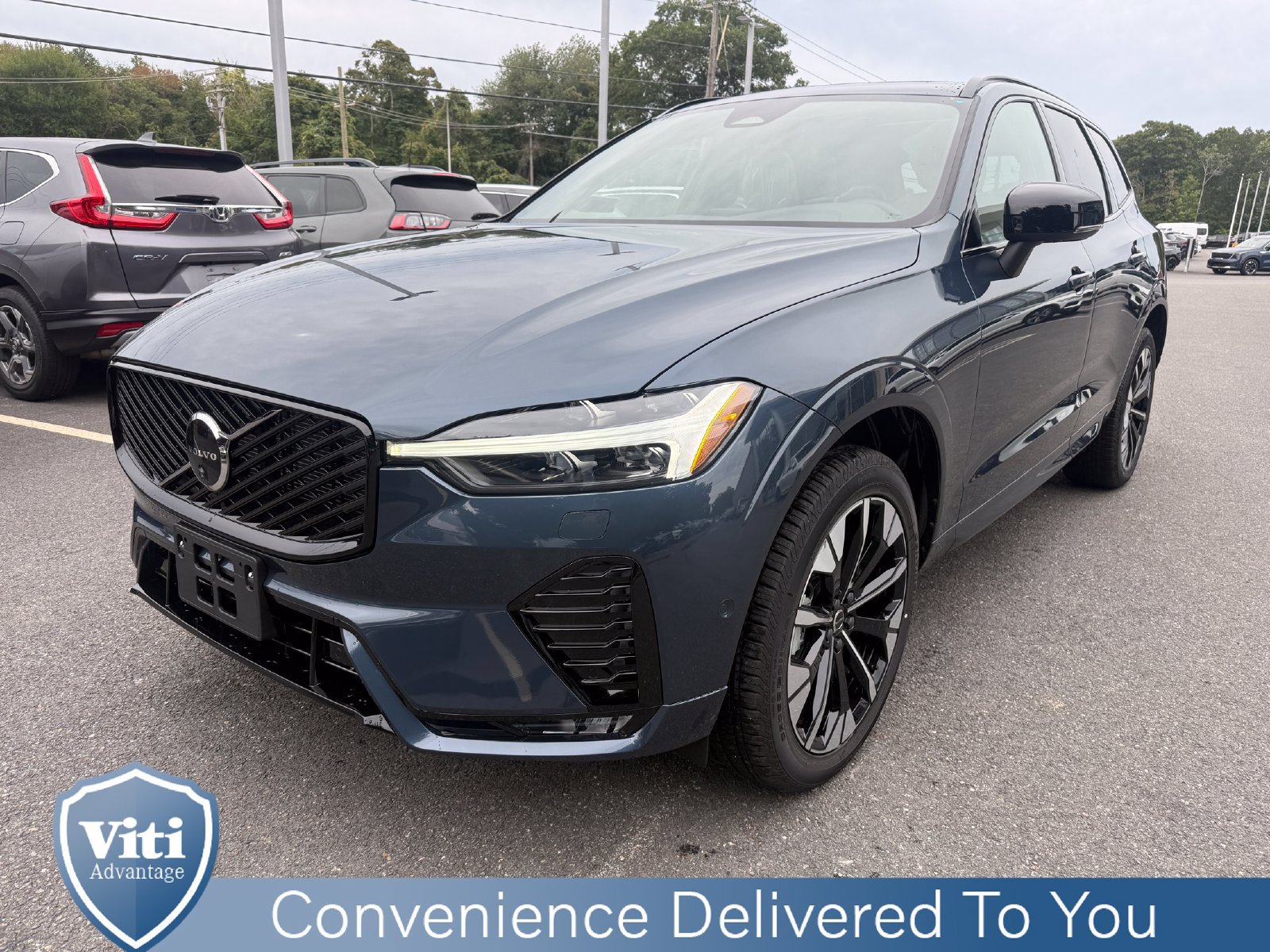 New 2027 Volvo XC60 B5 Plus AWD/4WD image 4