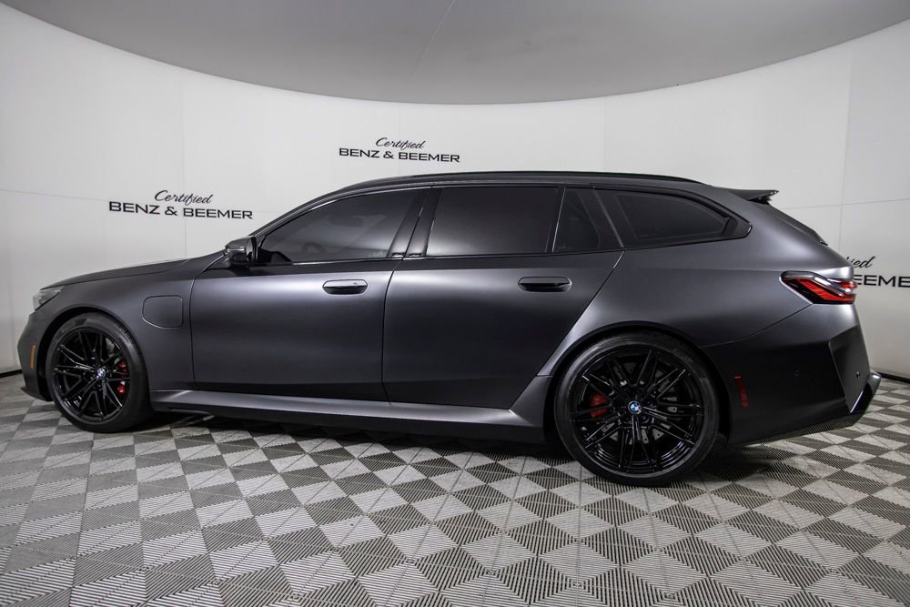 Used 2025 BMW M5 Touring AWD/4WD image 13