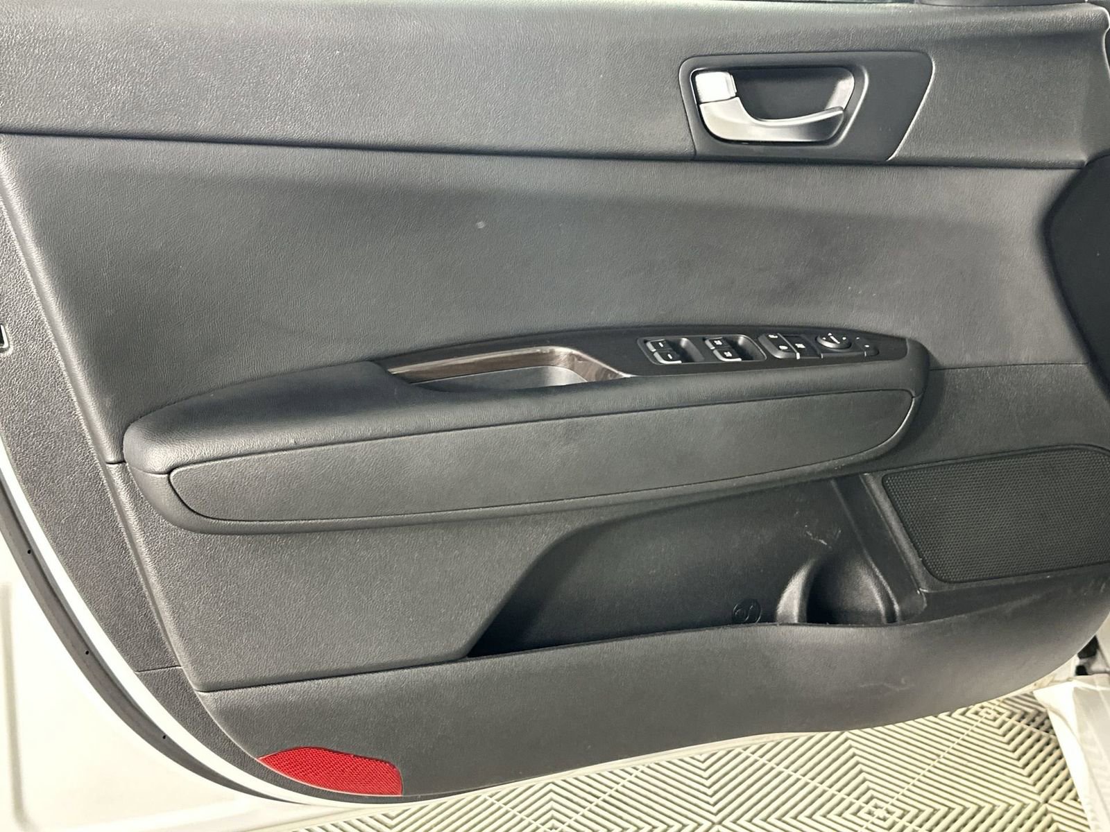 Used 2020 Kia Optima EX image 33