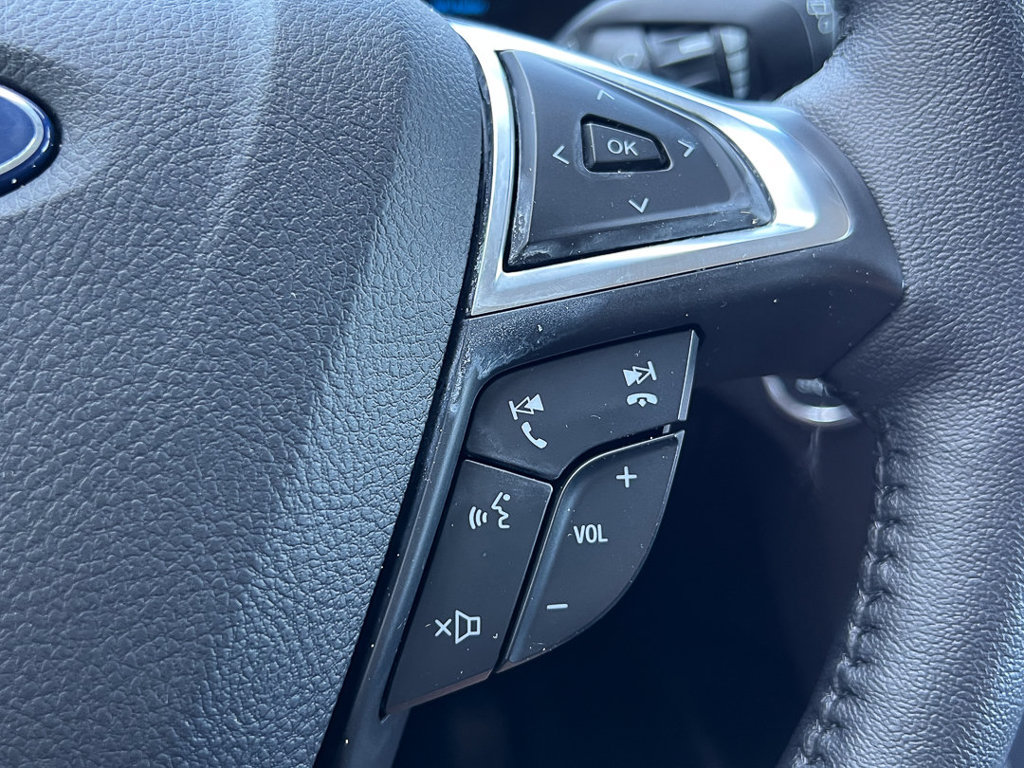 Used 2022 Ford Edge SEL w/ Convenience Package AWD/4WD image 25