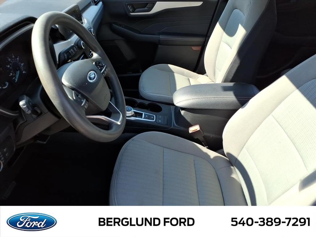 Used 2022 Ford Escape S AWD/4WD image 12