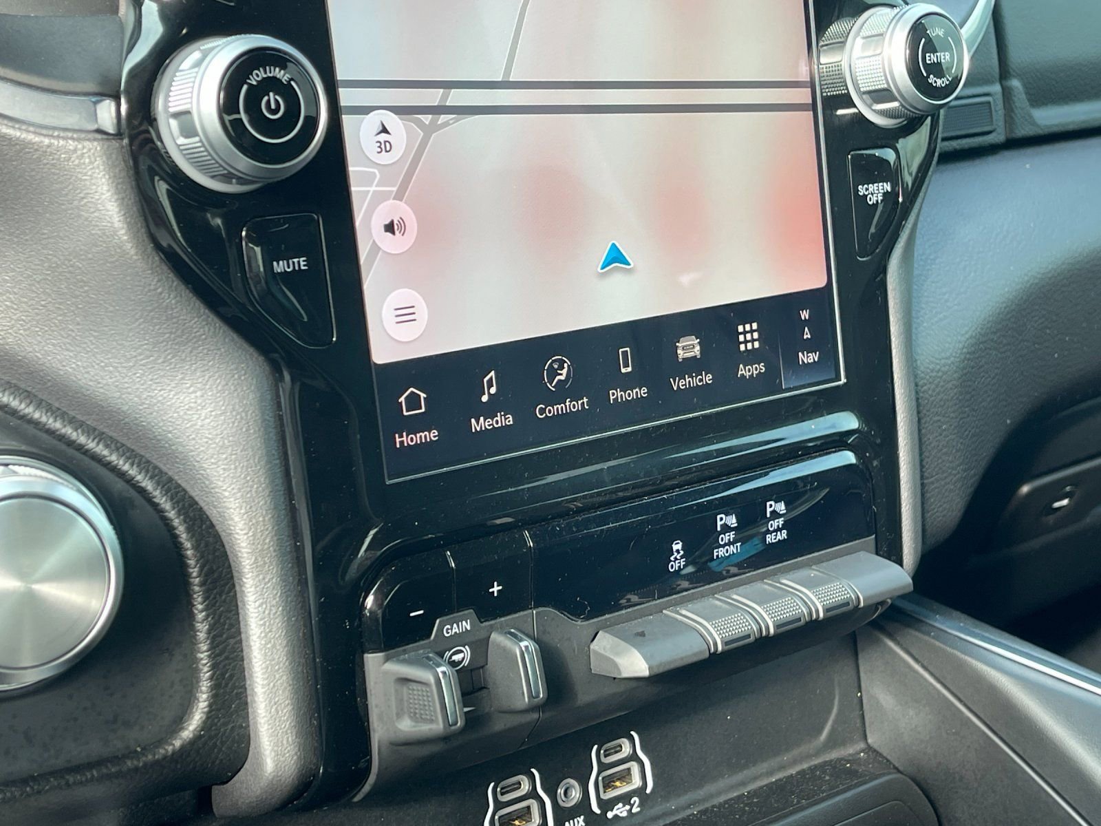 Used 2025 RAM 1500 Laramie w/ Sport Appearance Package image 23