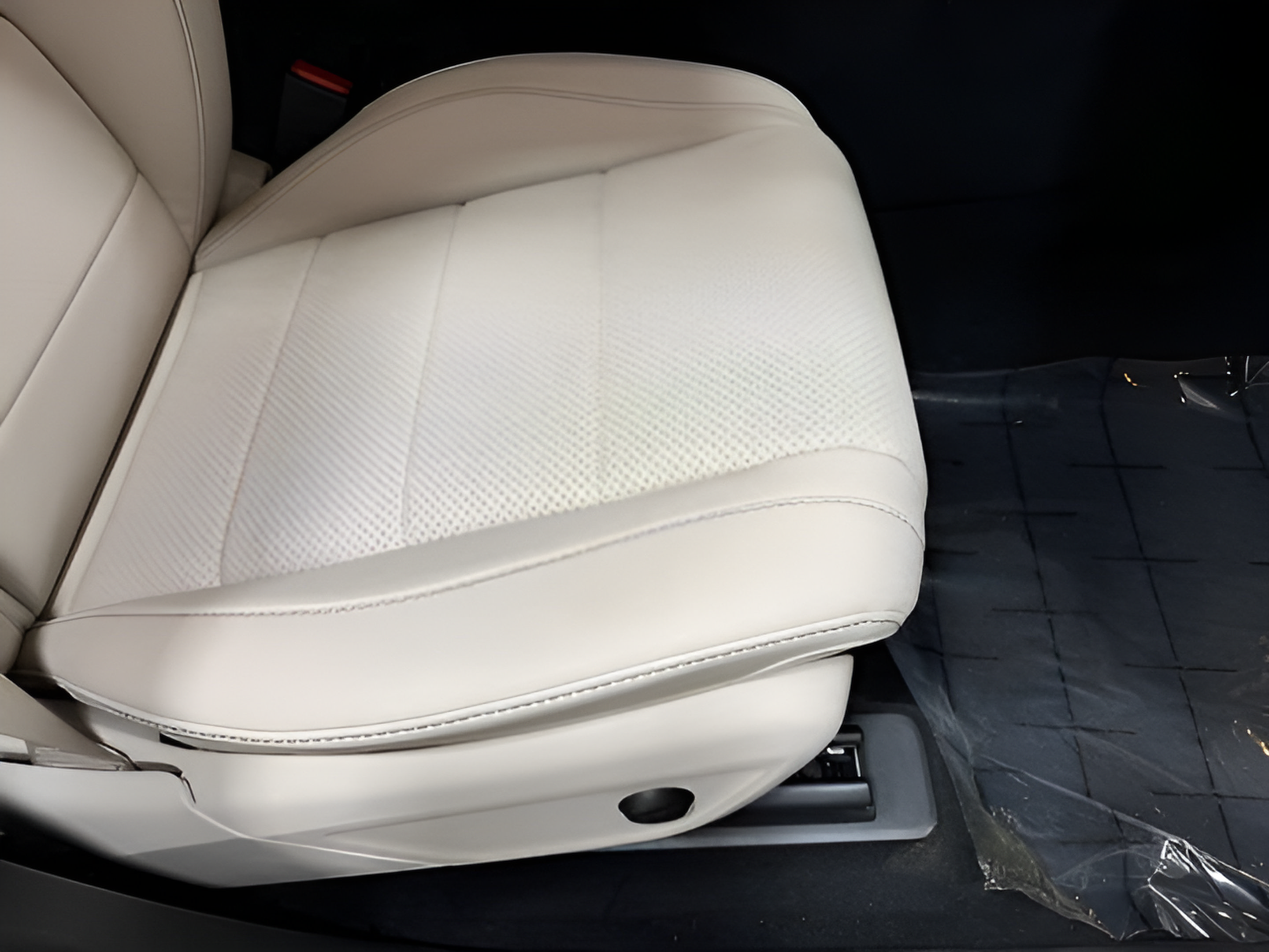 Certified 2025 Mercedes-Benz GLE 450 4MATIC image 20
