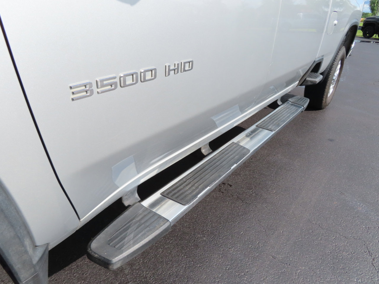 Used 2021 Chevrolet Silverado 3500 LT image 14