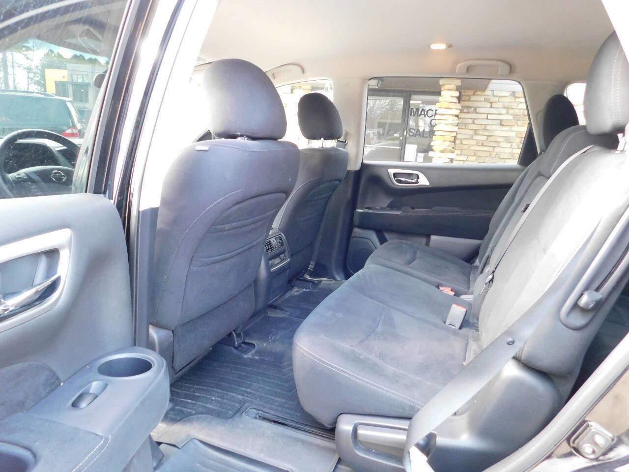 Used 2013 Nissan Pathfinder SV w/ Trailer Tow Pkg AWD/4WD image 28