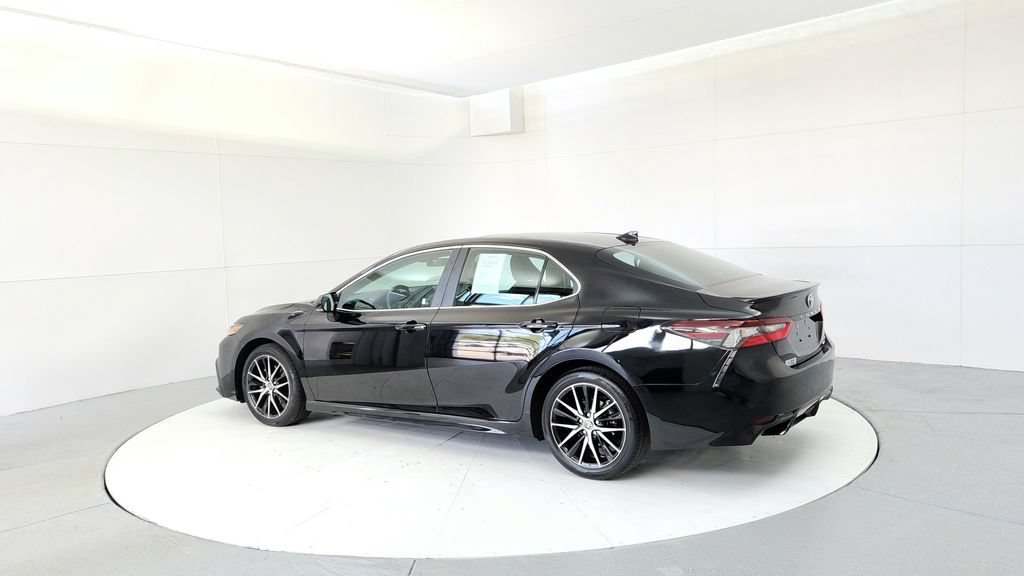 Certified 2024 Toyota Camry SE w/ Cold Weather Package AWD/4WD image 4