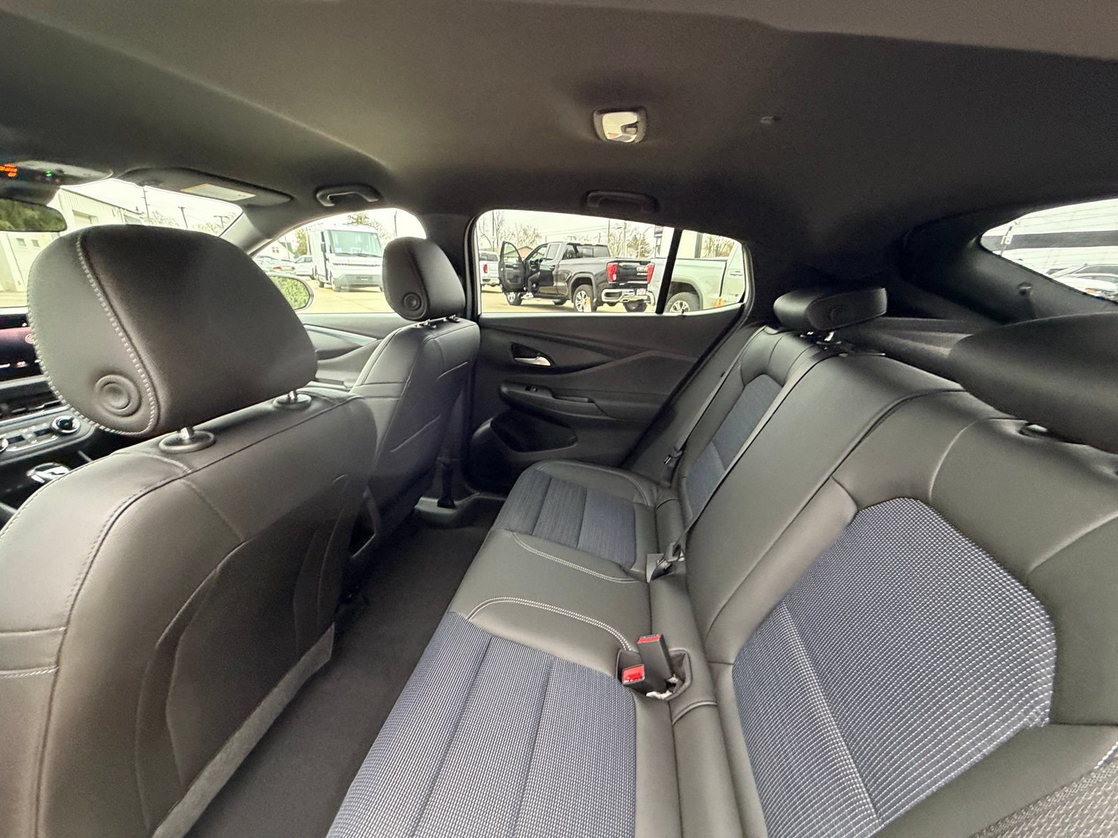 New 2026 Buick Envista Preferred w/ Convenience I Package FWD image 5