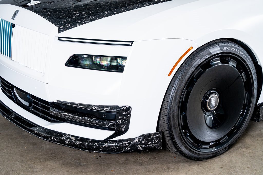 Used 2024 Rolls-Royce Spectre w/ Spectre Launch Package image 14