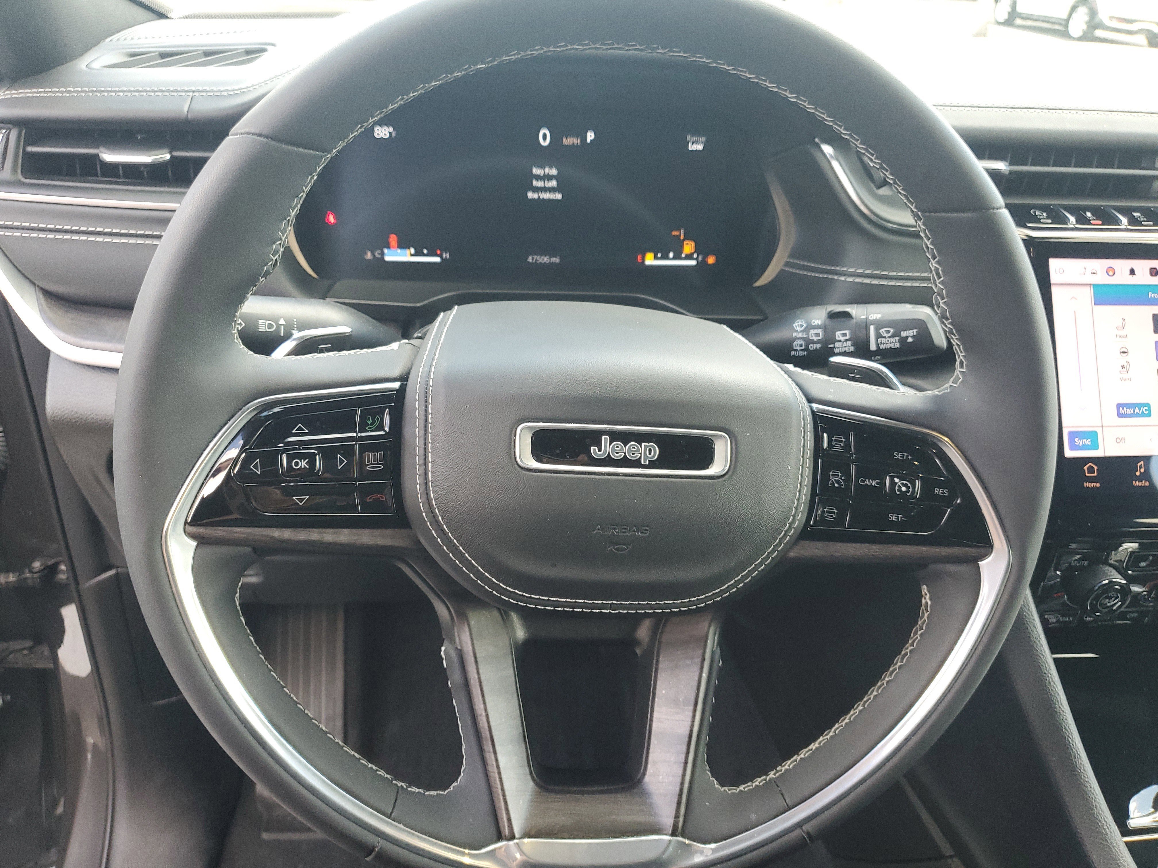 Used 2023 Jeep Grand Cherokee L Overland image 16