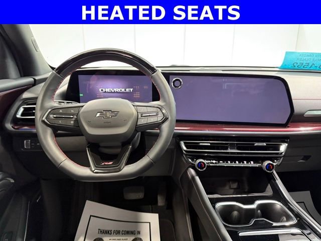 Used 2024 Chevrolet Traverse RS image 2