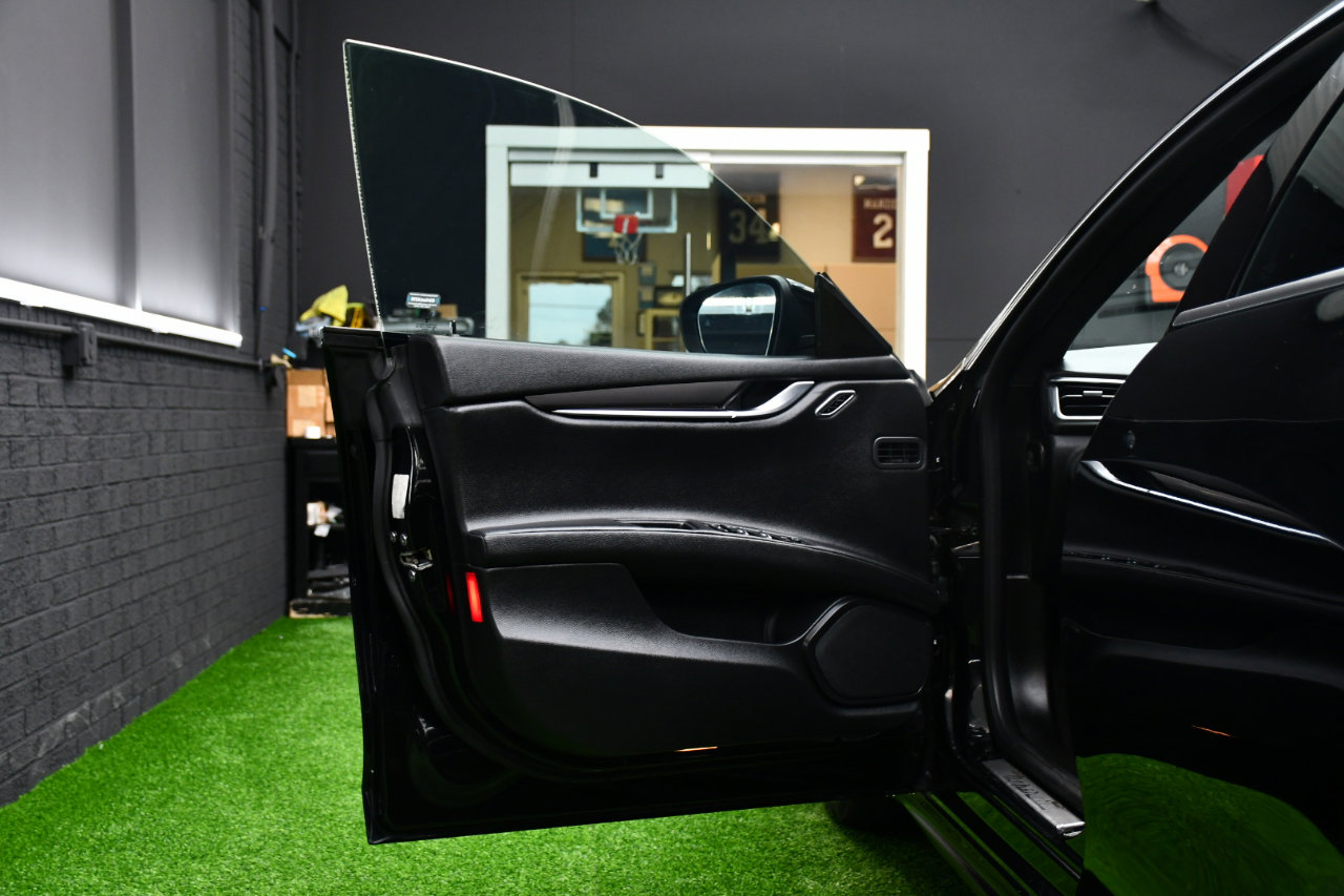 Used 2020 Maserati Ghibli image 14