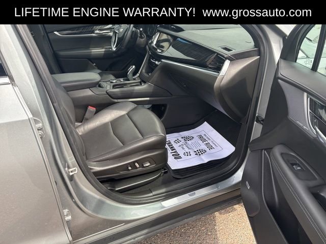 Used 2023 Cadillac XT6 Premium Luxury image 36