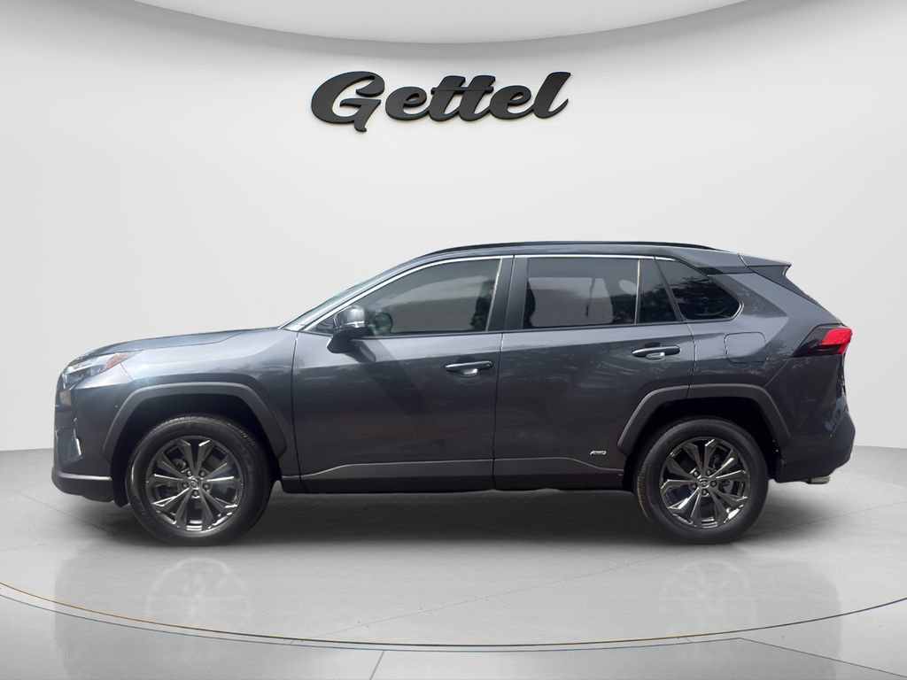 Used 2024 Toyota RAV4 XLE Premium AWD/4WD image 8