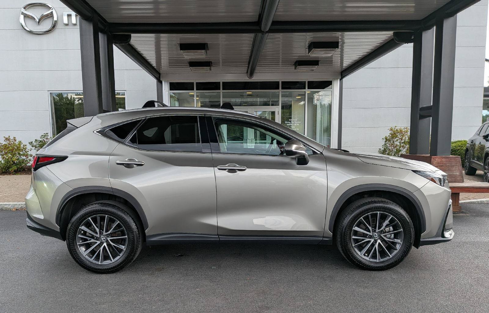 Used 2024 Lexus NX 350 AWD image 5