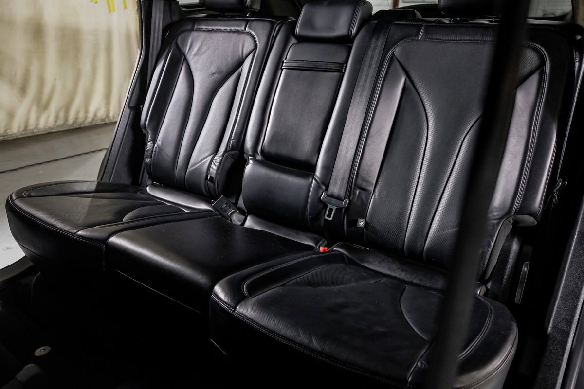 Used 2016 Lincoln MKX Reserve w/ Technology Package image 33