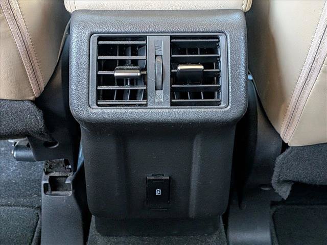 Used 2020 Mitsubishi Outlander SE FWD image 16