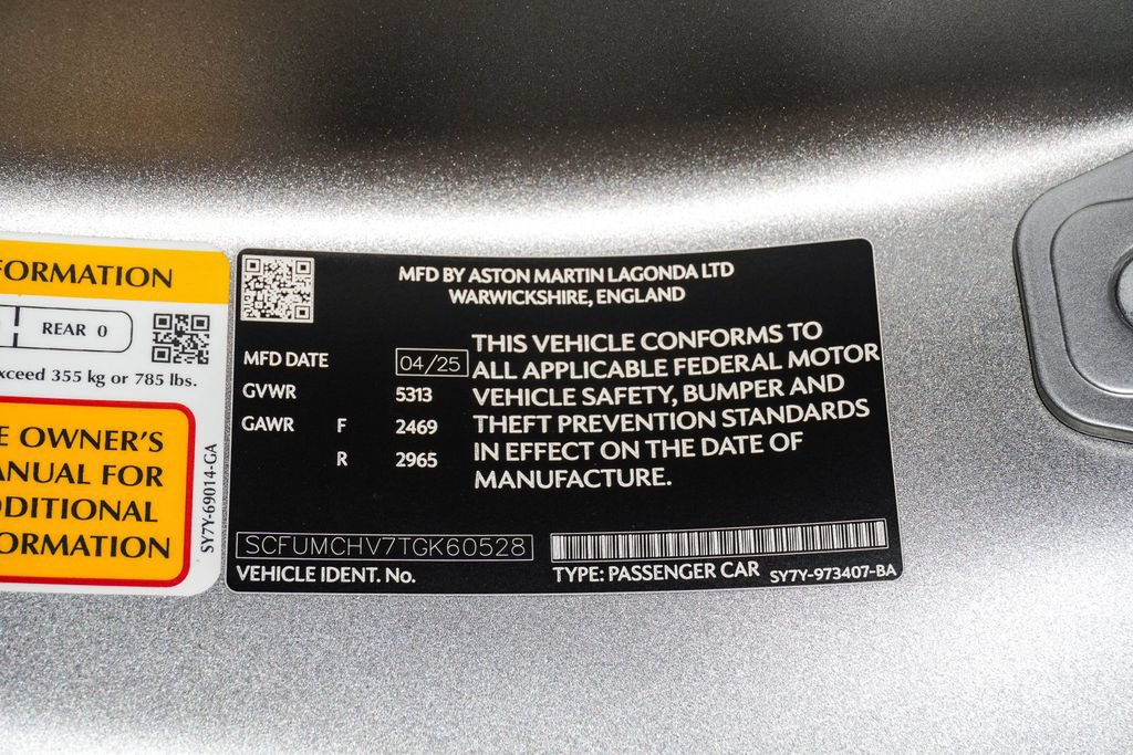 Used 2026 Aston Martin Vanquish Convertible RWD image 40