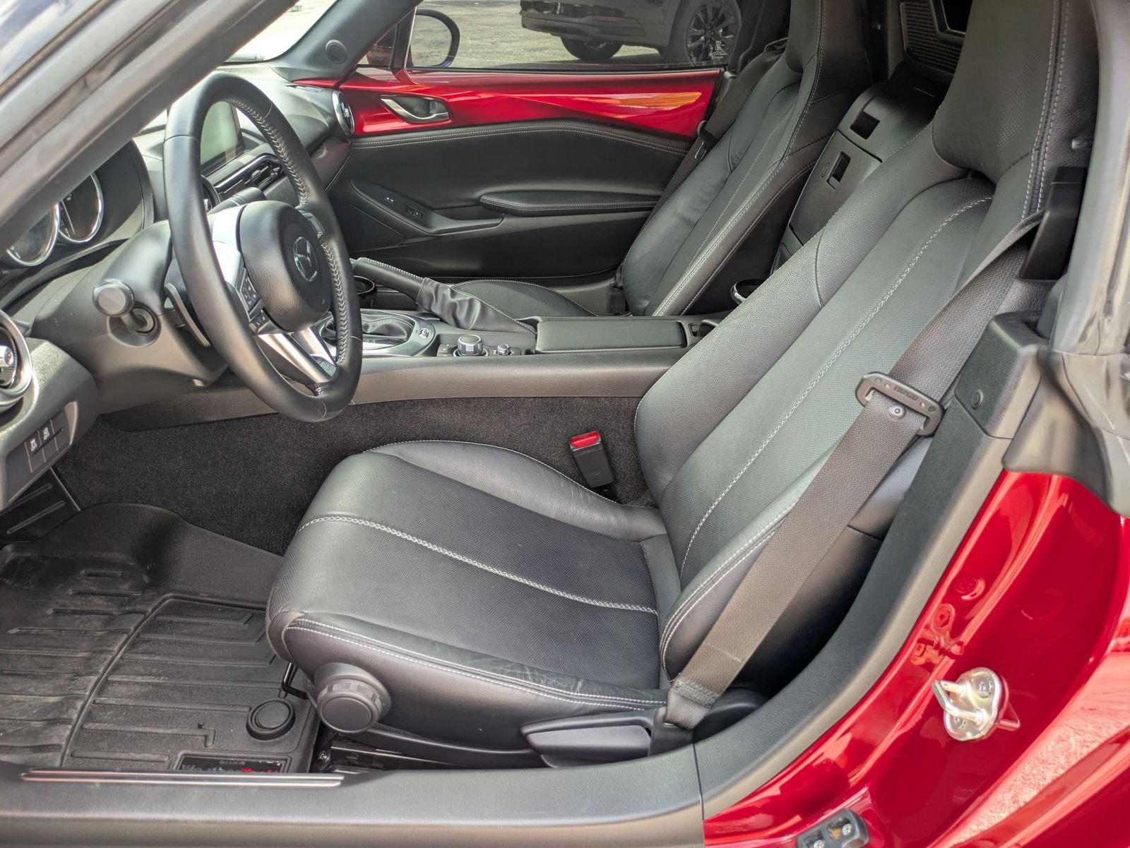 Used 2023 MAZDA MX-5 Miata Grand Touring RWD image 22