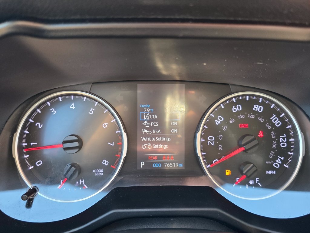 Used 2021 Toyota RAV4 LE AWD/4WD image 21