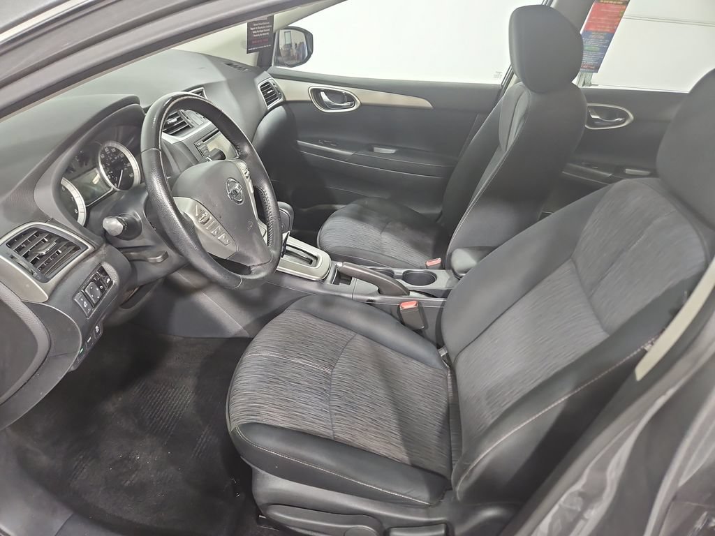 Used 2015 Nissan Sentra SV FWD image 10