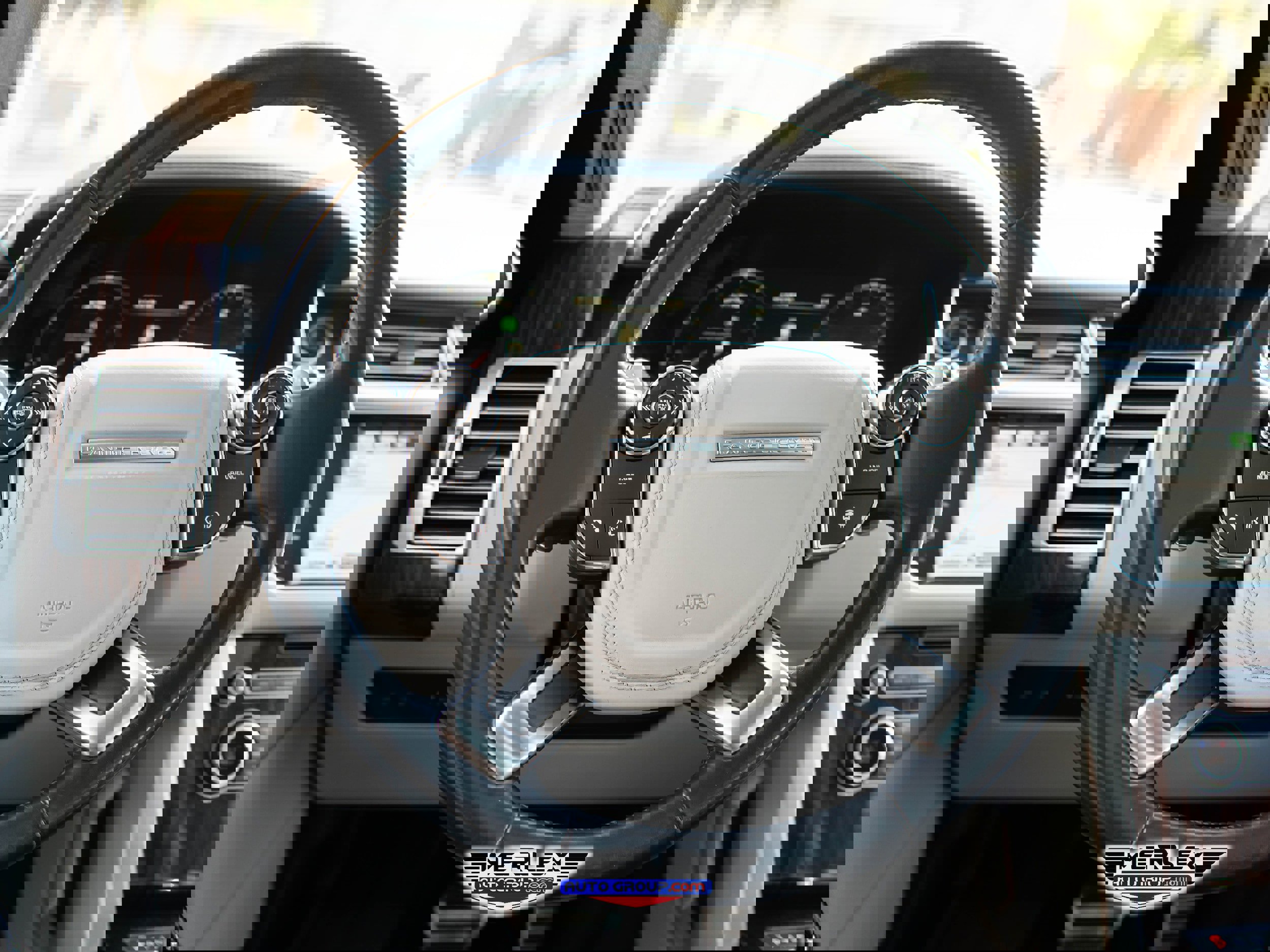 Used 2016 Land Rover Range Rover Holland & Holland image 25