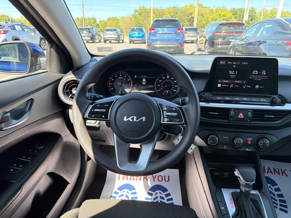 Used 2022 Kia Forte LXS w/ LXS Technology Package FWD image 19