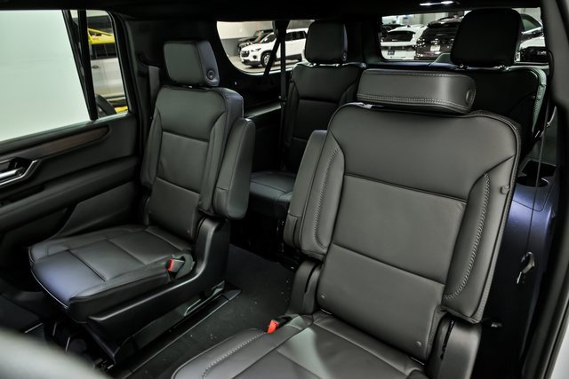 New 2026 GMC Yukon XL Denali w/ Sun & Power Step Package image 10