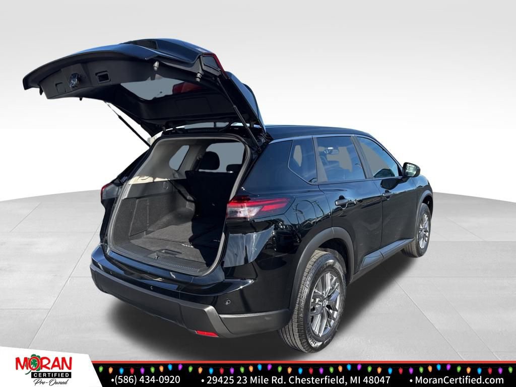 Used 2024 Nissan Rogue S image 26