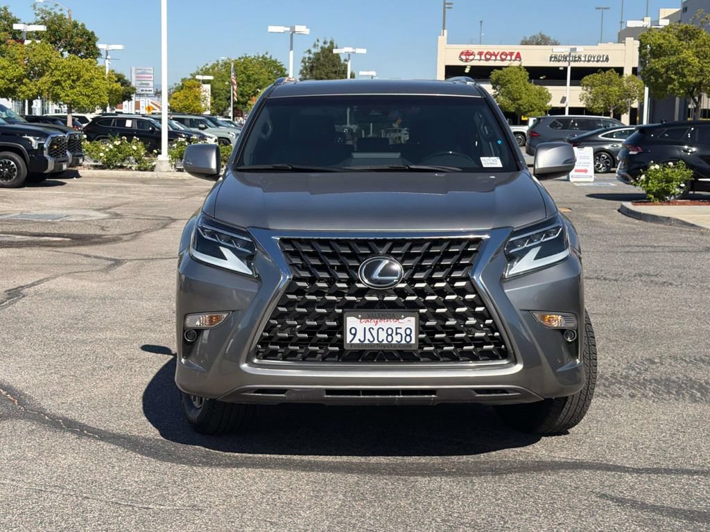 Used 2023 Lexus GX 460 Premium w/ Premium Package AWD/4WD image 2