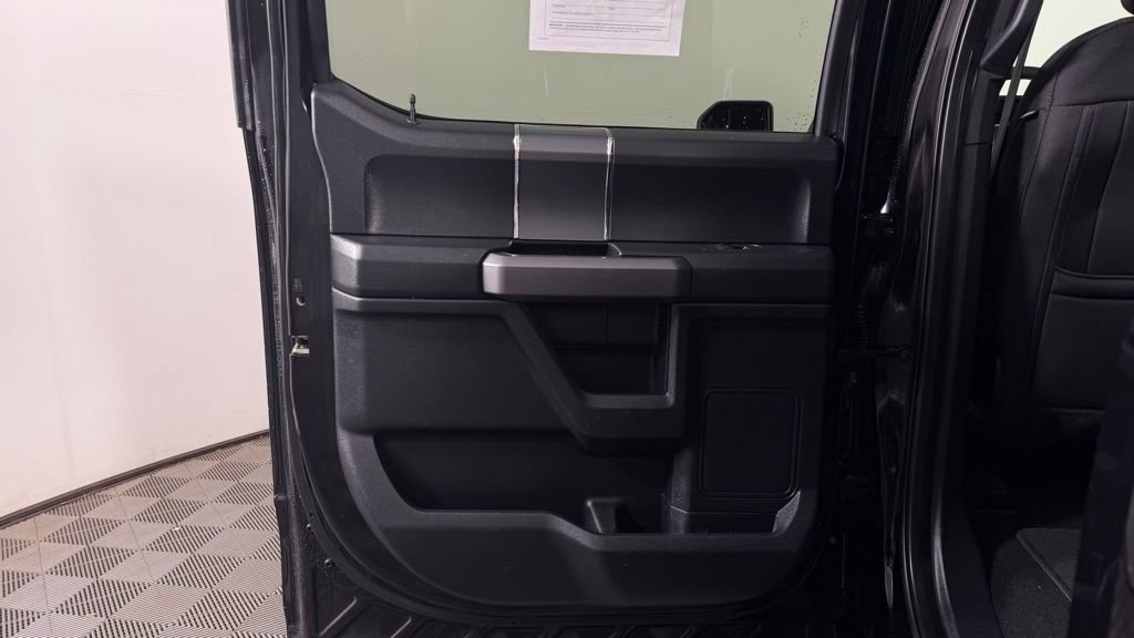 Used 2019 Ford F150 XLT w/ Equipment Group 302A Luxury AWD/4WD image 24