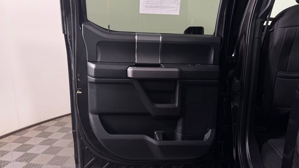 Used 2019 Ford F150 XLT w/ Equipment Group 302A Luxury AWD/4WD image 24