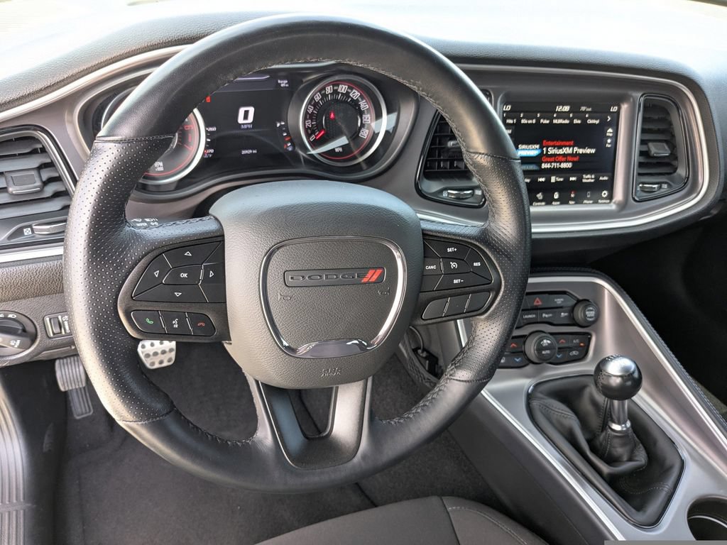 Used 2022 Dodge Challenger R/T Scat Pack w/ Driver Convenience Group RWD image 17
