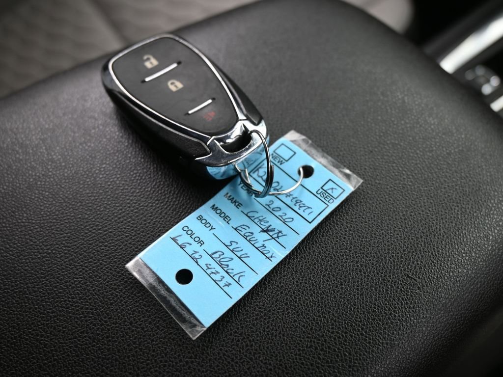 Used 2020 Chevrolet Equinox LS image 37