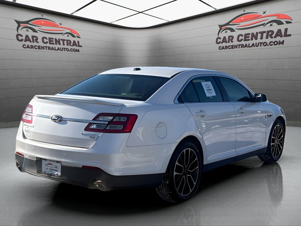 Used 2019 Ford Taurus Limited image 5