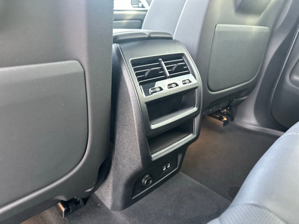 Certified 2024 BMW X5 xDrive40i w/ Premium Package image 26