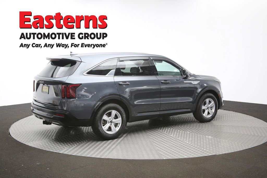 Used 2024 Kia Sorento LX FWD image 42