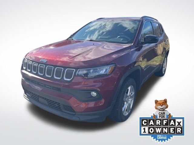 Used 2022 Jeep Compass Latitude image 3