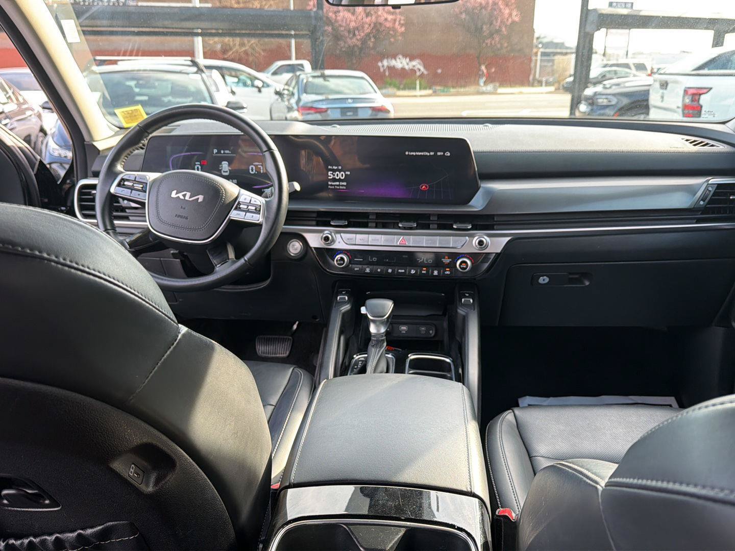 Used 2025 Kia Telluride S AWD/4WD image 25