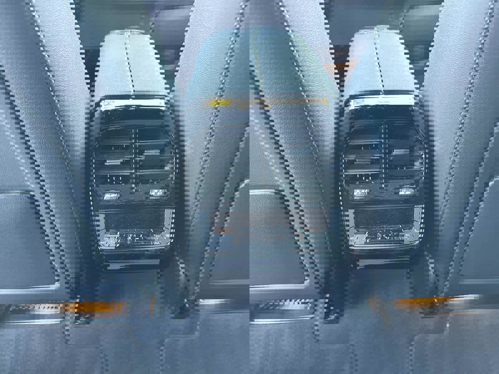 Certified 2025 BMW iX M60 image 17