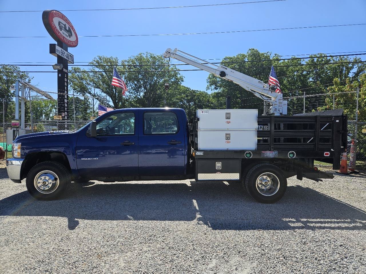 Used 2014 Chevrolet Silverado 3500 W/T w/ Skid Plate Package AWD/4WD image 3