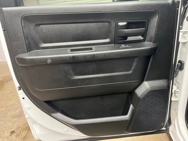 Used 2022 RAM 3500 Tradesman w/ Chrome Appearance Group AWD/4WD image 32
