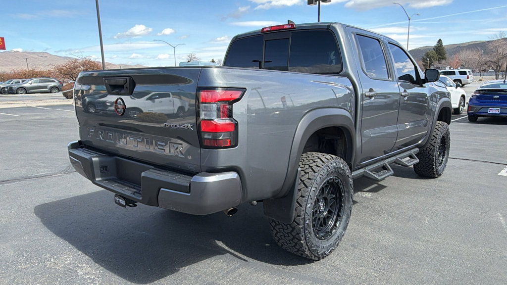 Used 2022 Nissan Frontier PRO-4X w/ Off-Road Protection Package image 3