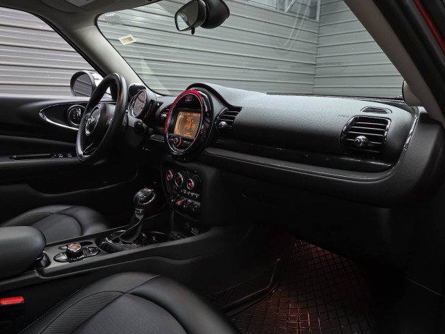 Used 2016 MINI Cooper Clubman FWD image 12